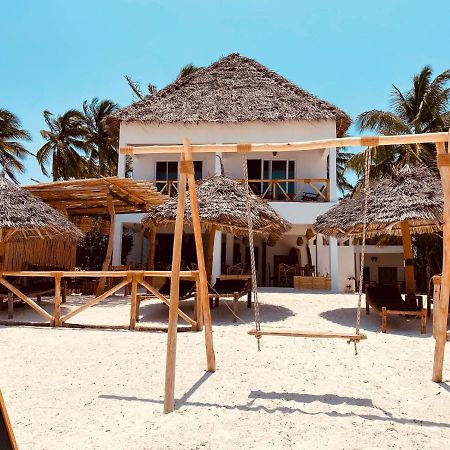 Helwas Zanzibar Beach Hotel Bwejuu Exterior photo